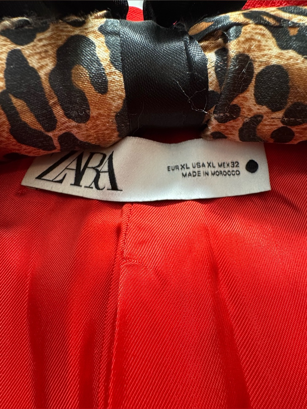 $149 Zara Bright Cherry Red Tailored Blazer with Pockets and Power Shoulders XL - Picture 2 of 3